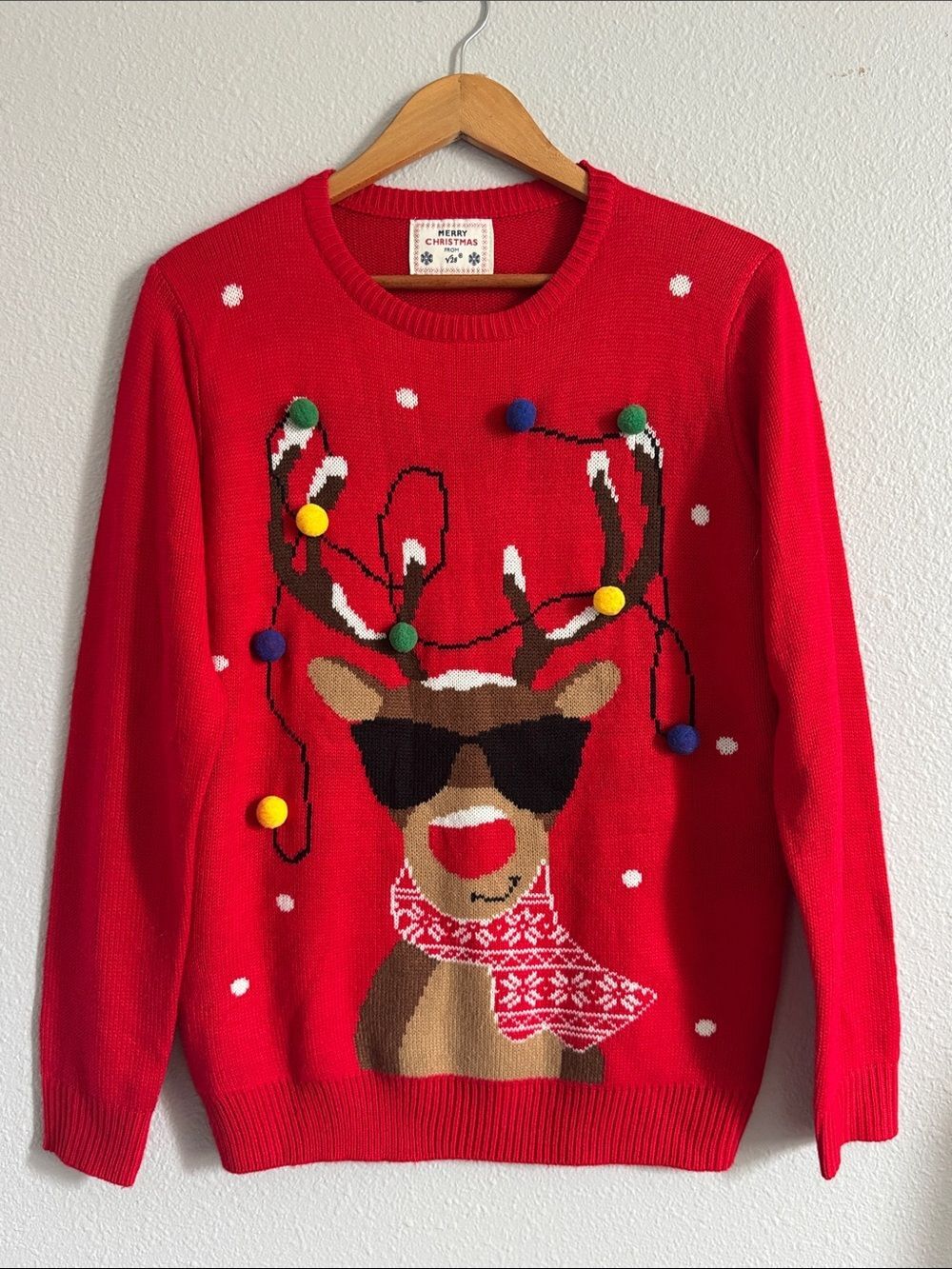 M Christmas Sweater, pullover knit - Reindeer with Pom Poms